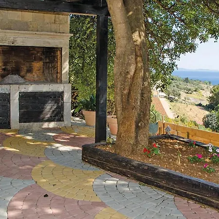 One-bedroom With Sea View In * 奥瑞比克